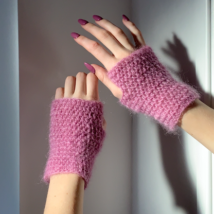 Aurora Hand Warmers Crochet Pattern